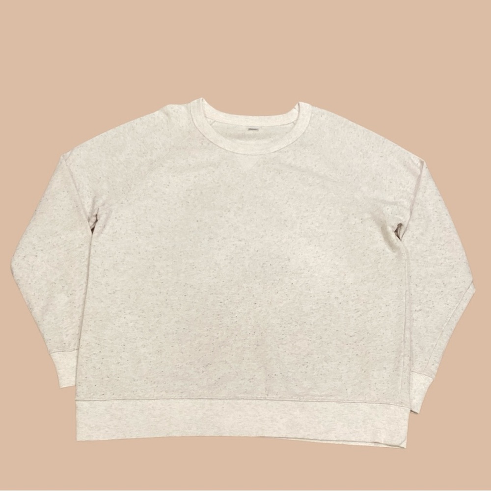 Old Navy Women’s Classic Sweatshirt, size Large 🩷🩵💚